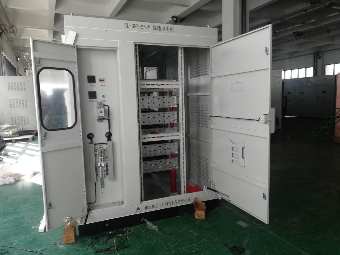 渤中25-1南油田WHPF平臺工藝流程擴容項目35KV接地電阻柜完工檢驗